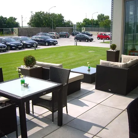 Hotel Ponteo - Activity Park Pressburg